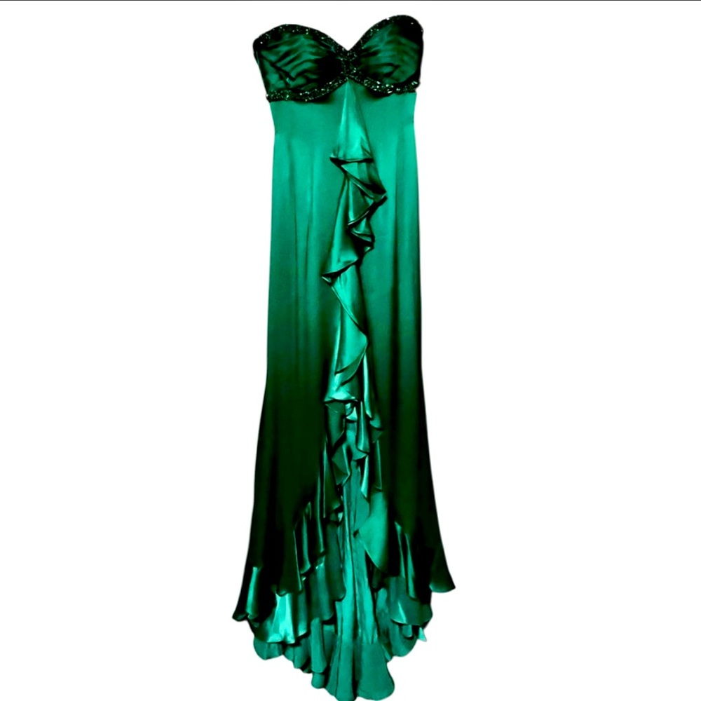 Elegant Emerald Green Silk Formal Gown